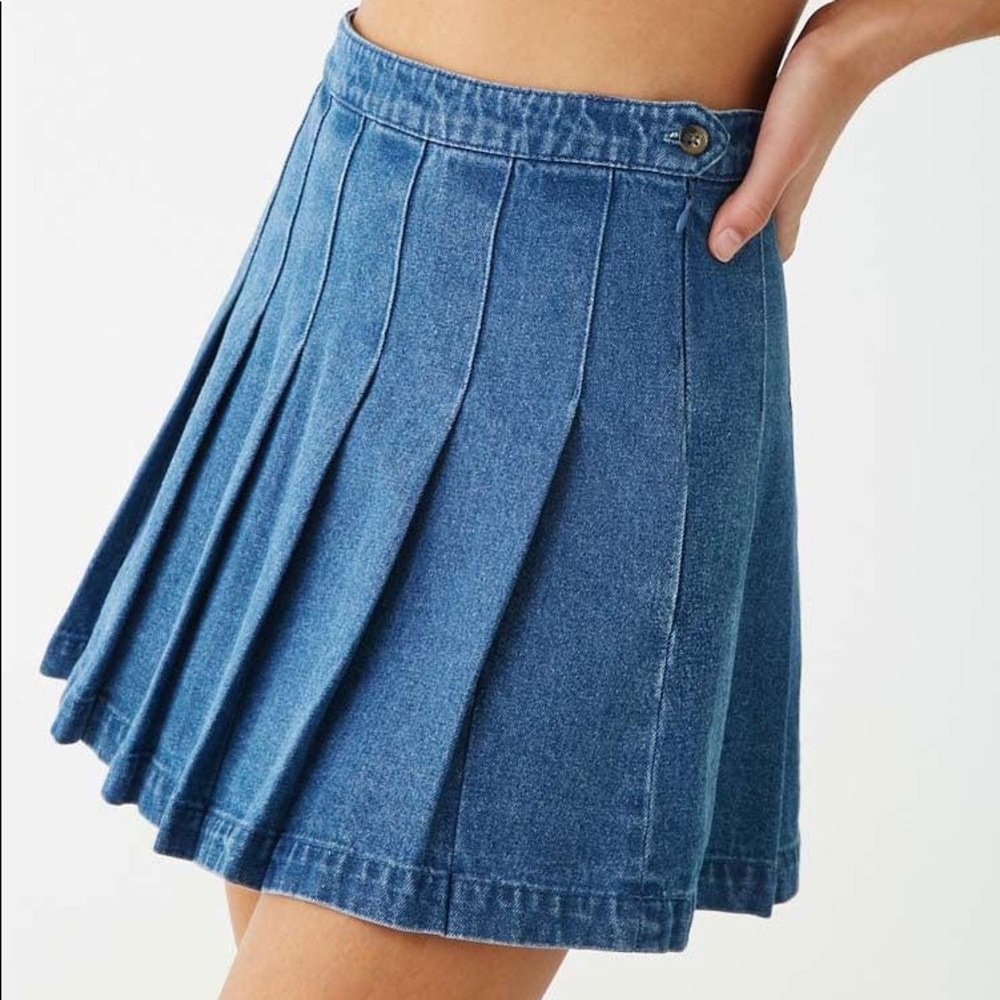 F21 Pleated Denim Mini Skirt Size M